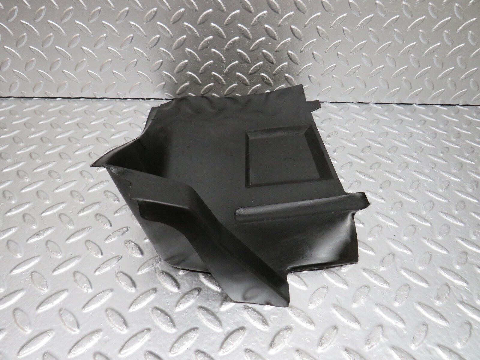 29319 Mercedes-Benz W124 230E Engine Compartment Cover Left Side 1246261930