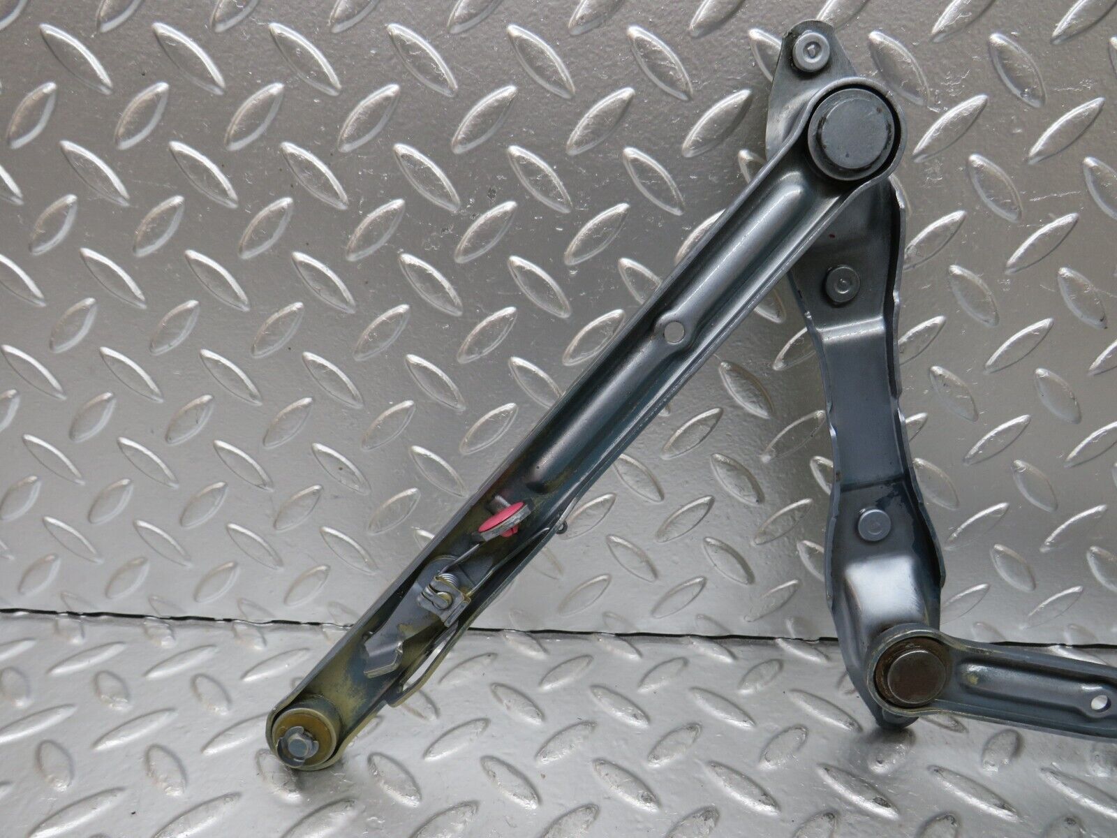 25189 Mercedes-Benz W201 190D Bonnet Hinge Left