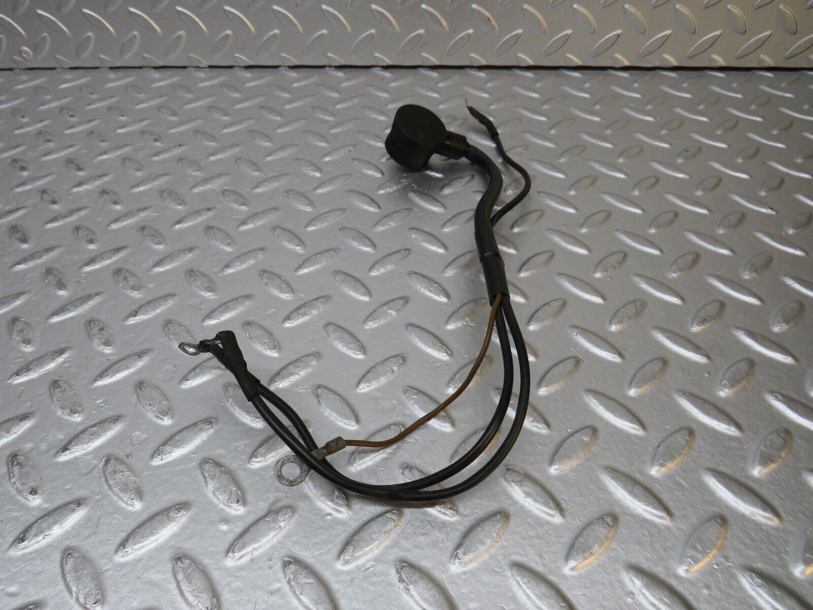 31832 Mercedes-Benz W201 190LE 1.8L Ignition Coil Cable 2015408710