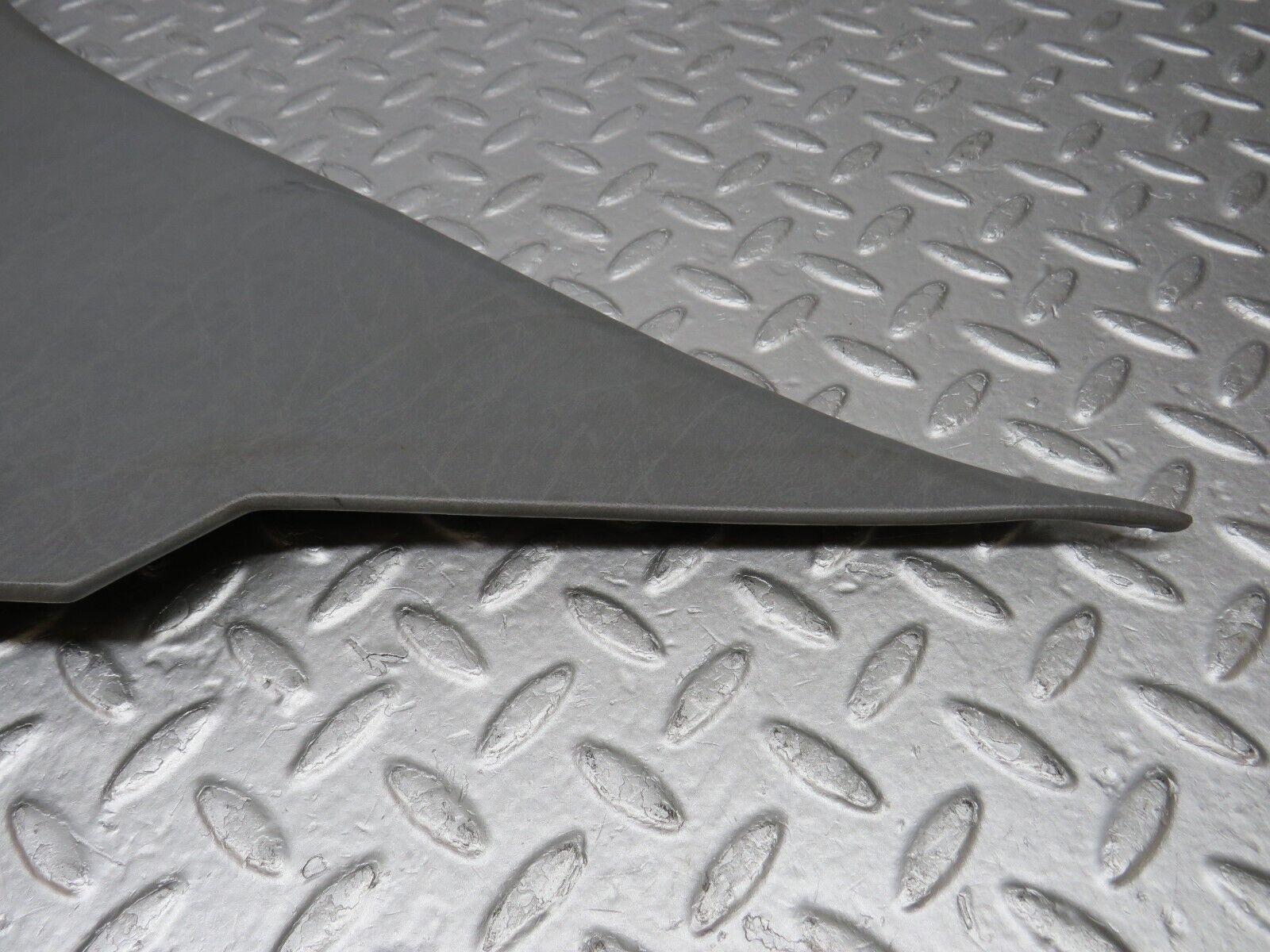 35960 Mercedes-Benz W126 420SE C Pillar Cover Panel Right Side Grey 1266950444