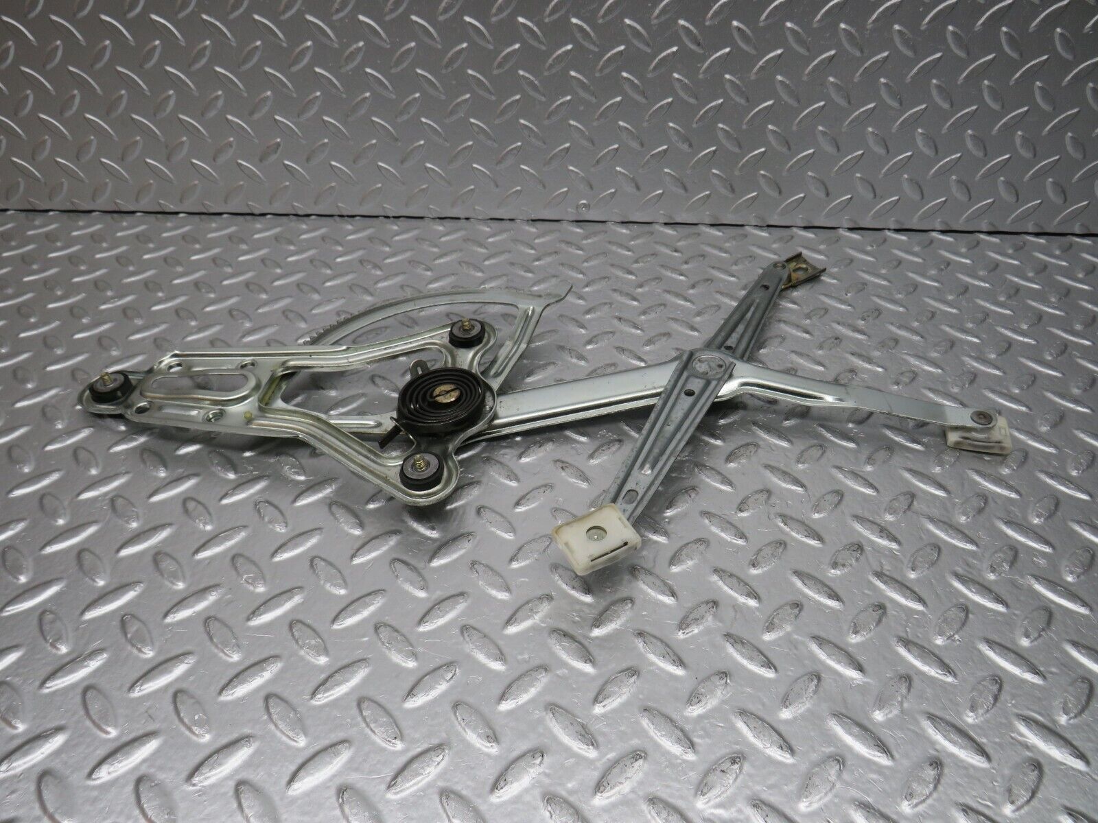 32308 Mercedes-Benz S124 300TE Wagon Front Left Power Window Regulator