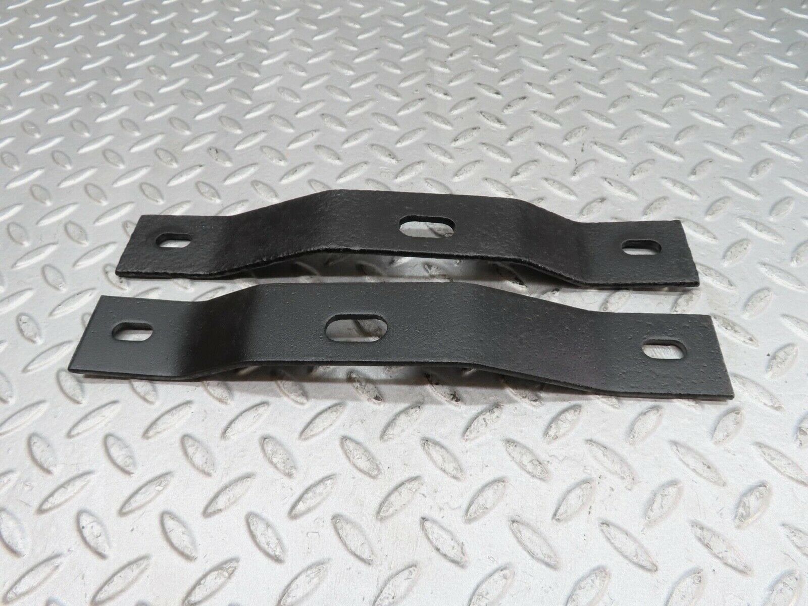 12637 Mercedes-Benz W108 280SE 3.5 Rear Bumper Holder