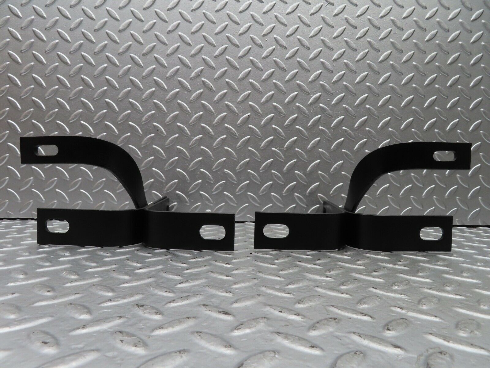 21025 Mercedes-Benz W114 250CE Coupe Front Bumper Holder Bracket Pair