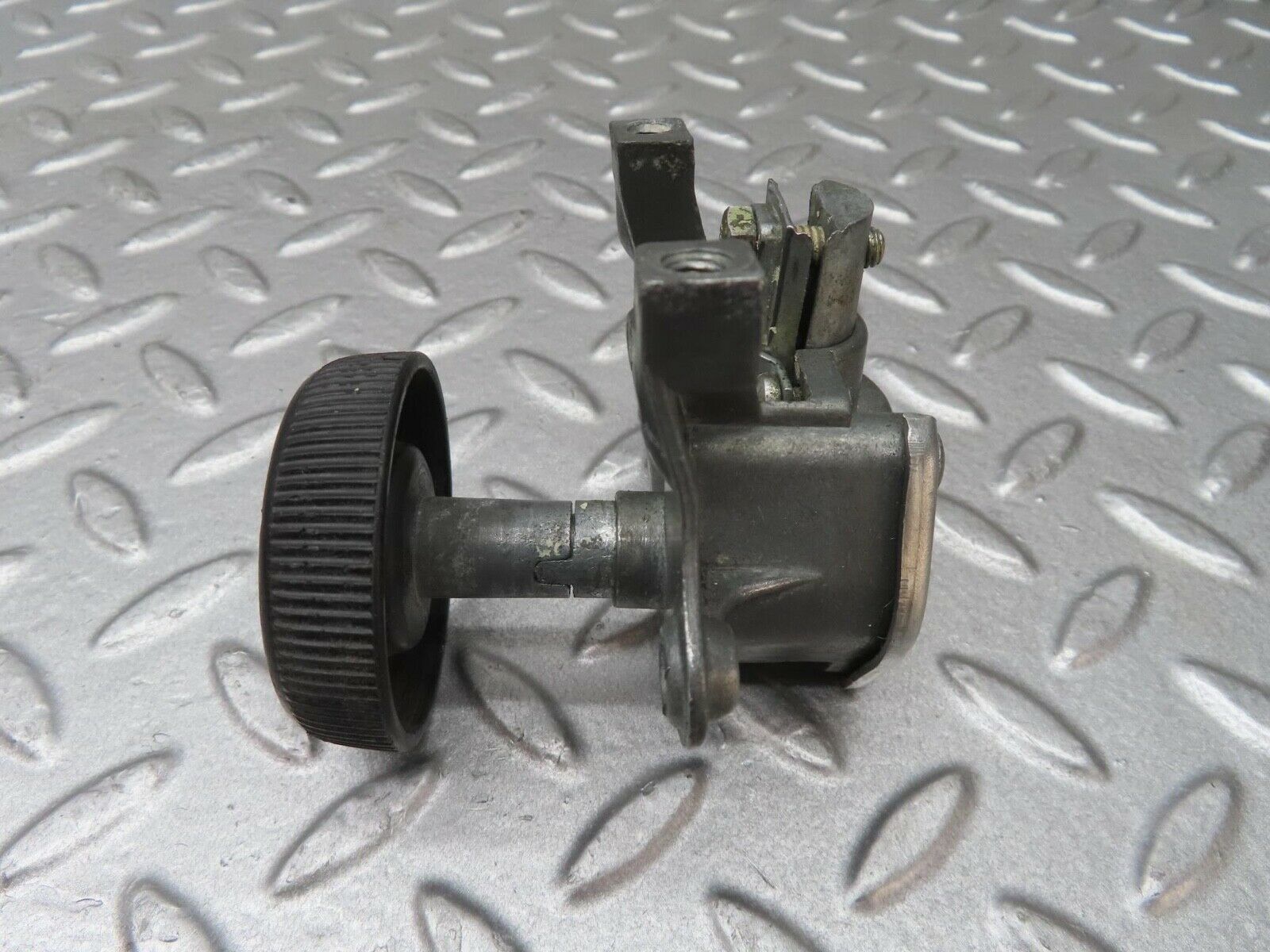 13205 Mercedes-Benz W111 220S Vent Window Regulator Left