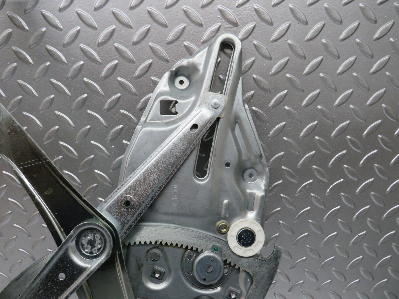 24754 Mercedes-Benz W140 S320 Front Left Power Window Regulator