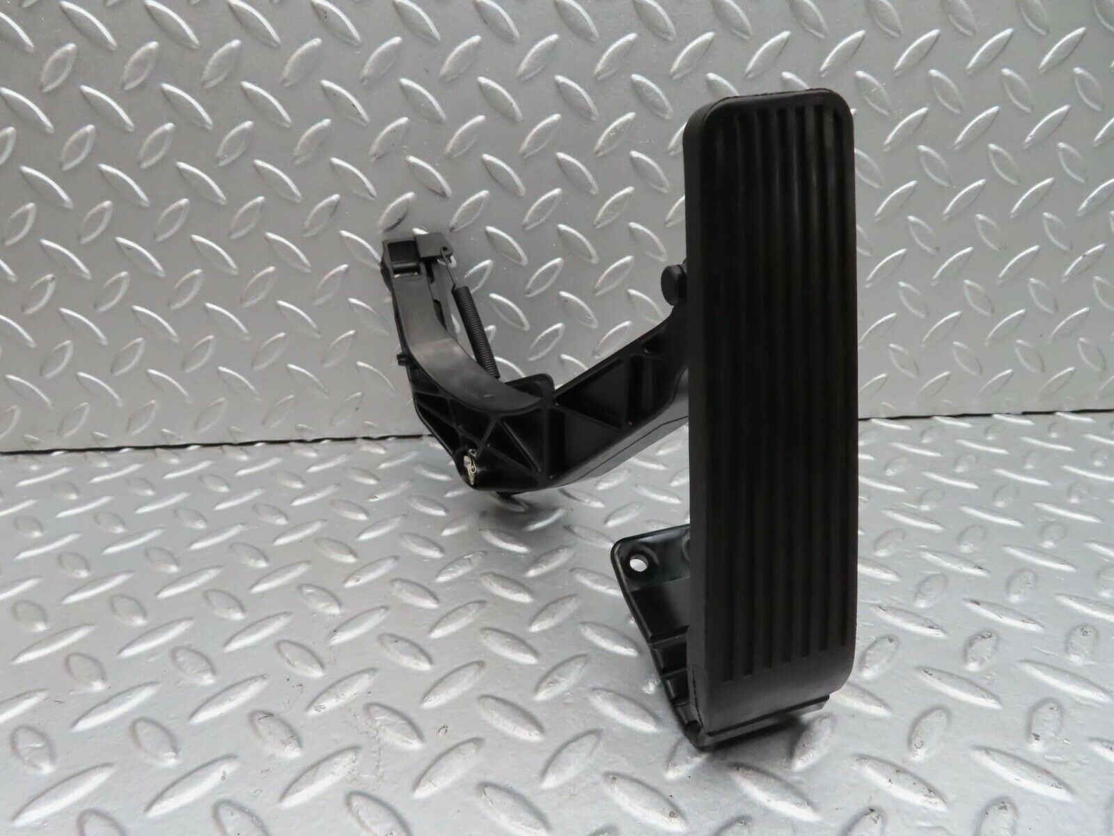 14941 Mercedes-Benz W140 S320 Accelerator Pedal 1403011420