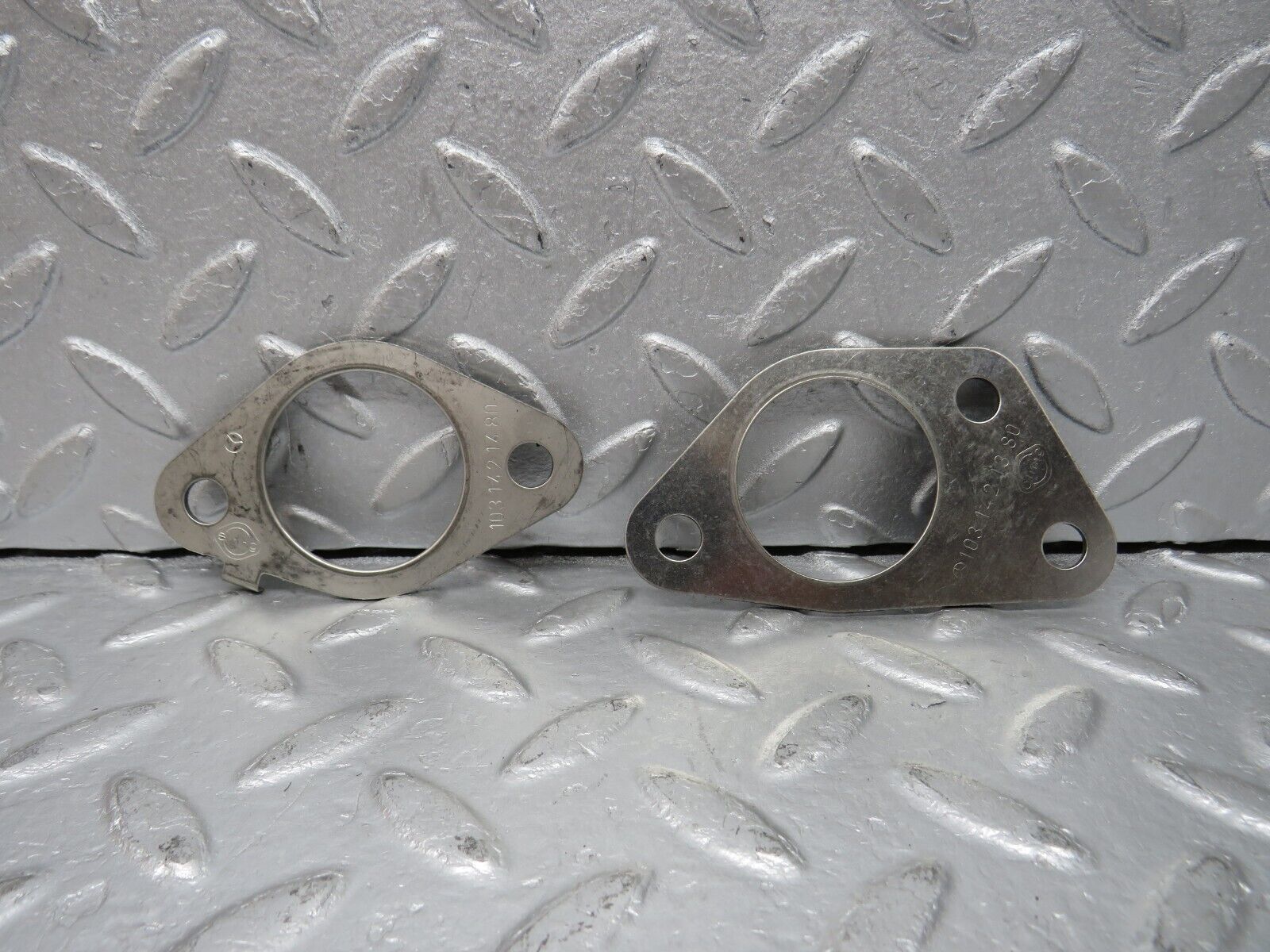 38848 Mercedes-Benz W201 190E 2.6L Exhaust Manifold Gasket Elring 1031421380 1031421480