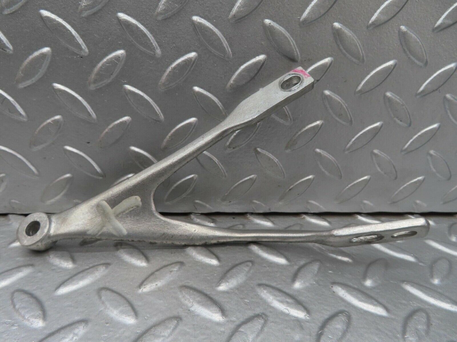 14760 Mercedes-Benz W201 190E Steering Column Bracket