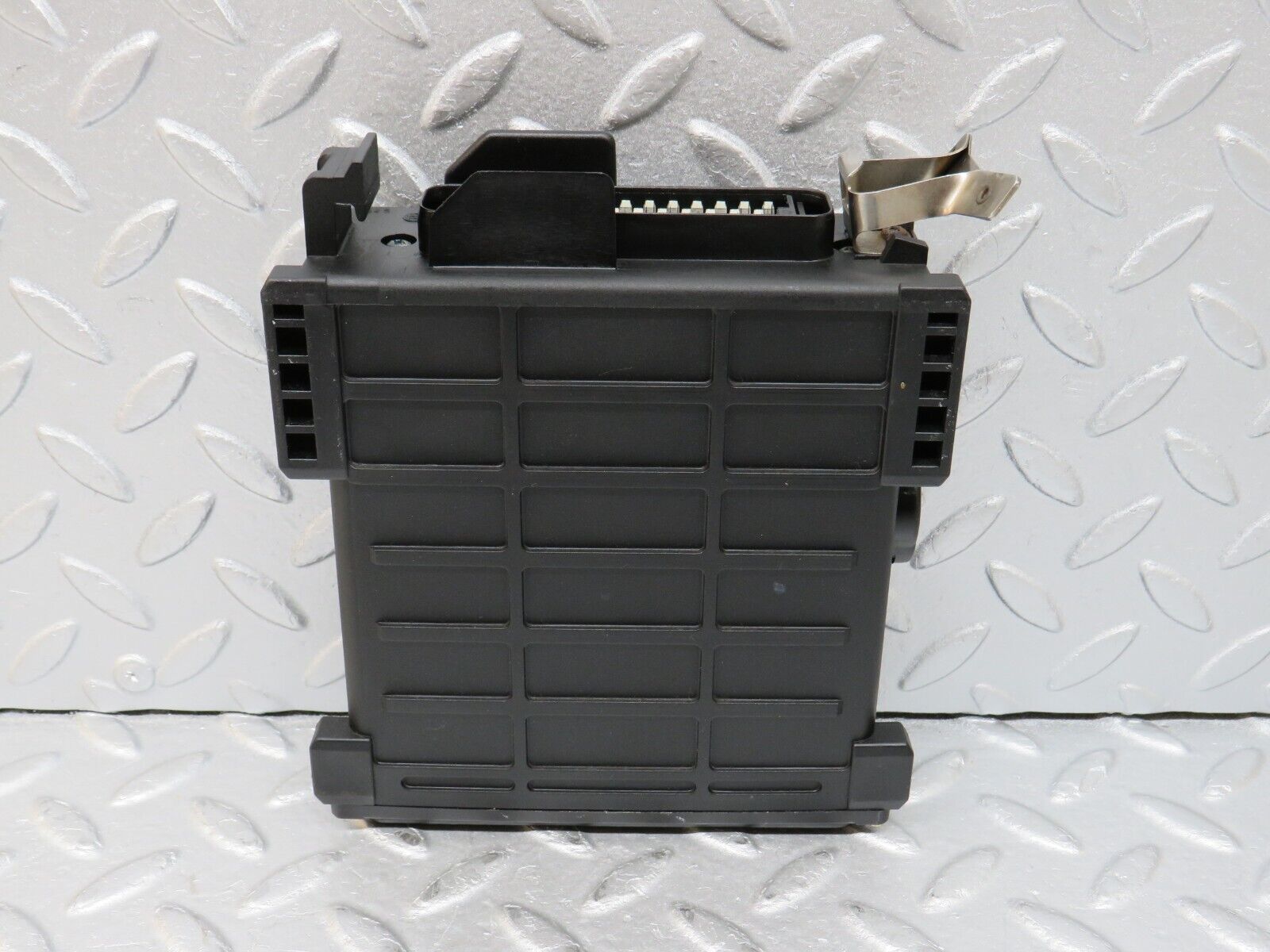 36544 Mercedes-Benz W201 190E 2.0L ABS Control Unit Bosch 0055452132 0265101018