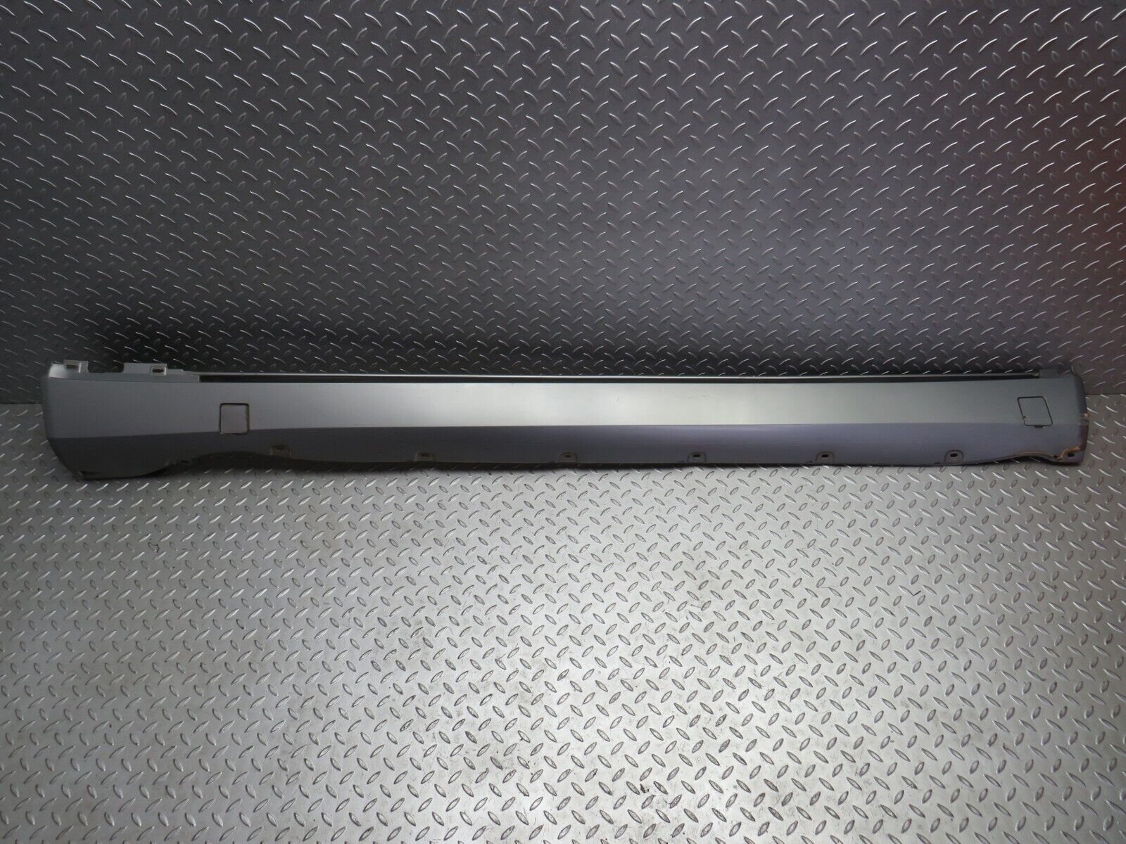 31828 Mercedes-Benz W201 190LE 1.8L Side Skirt Left Side 2016906340