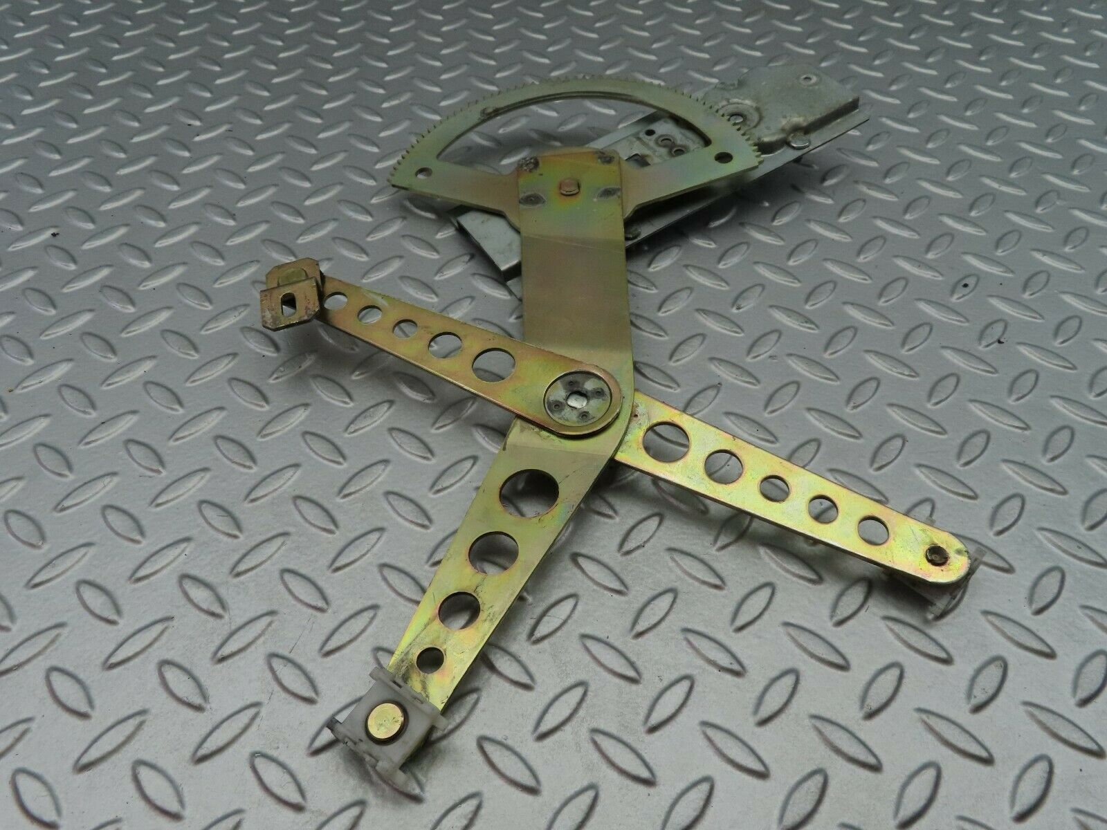 6615 Mercedes-Benz S124 E220 Wagon Front Right Power Window Regulator