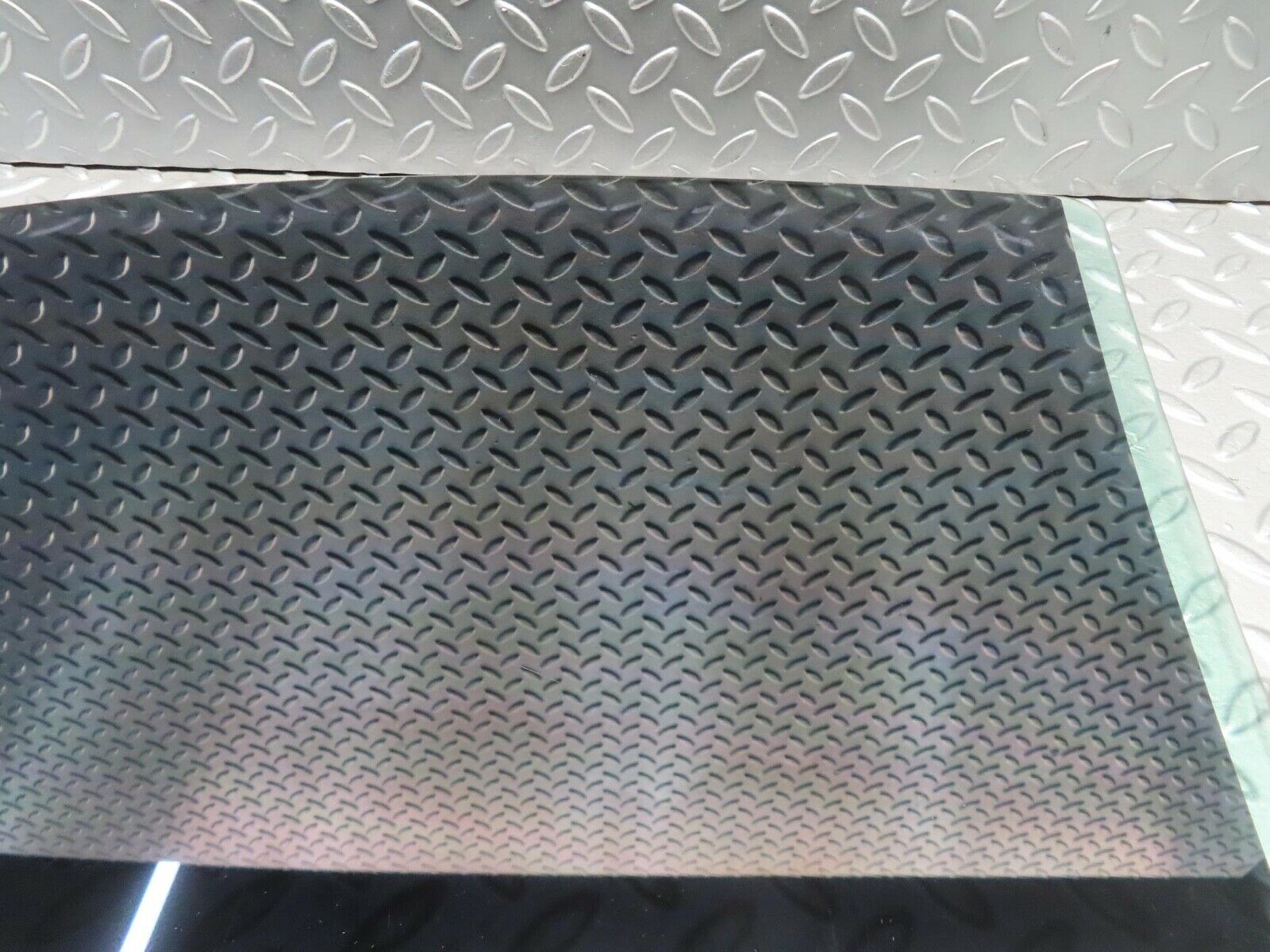 11230 Mercedes-Benz W221 S320 Rear Left Door Window Glass