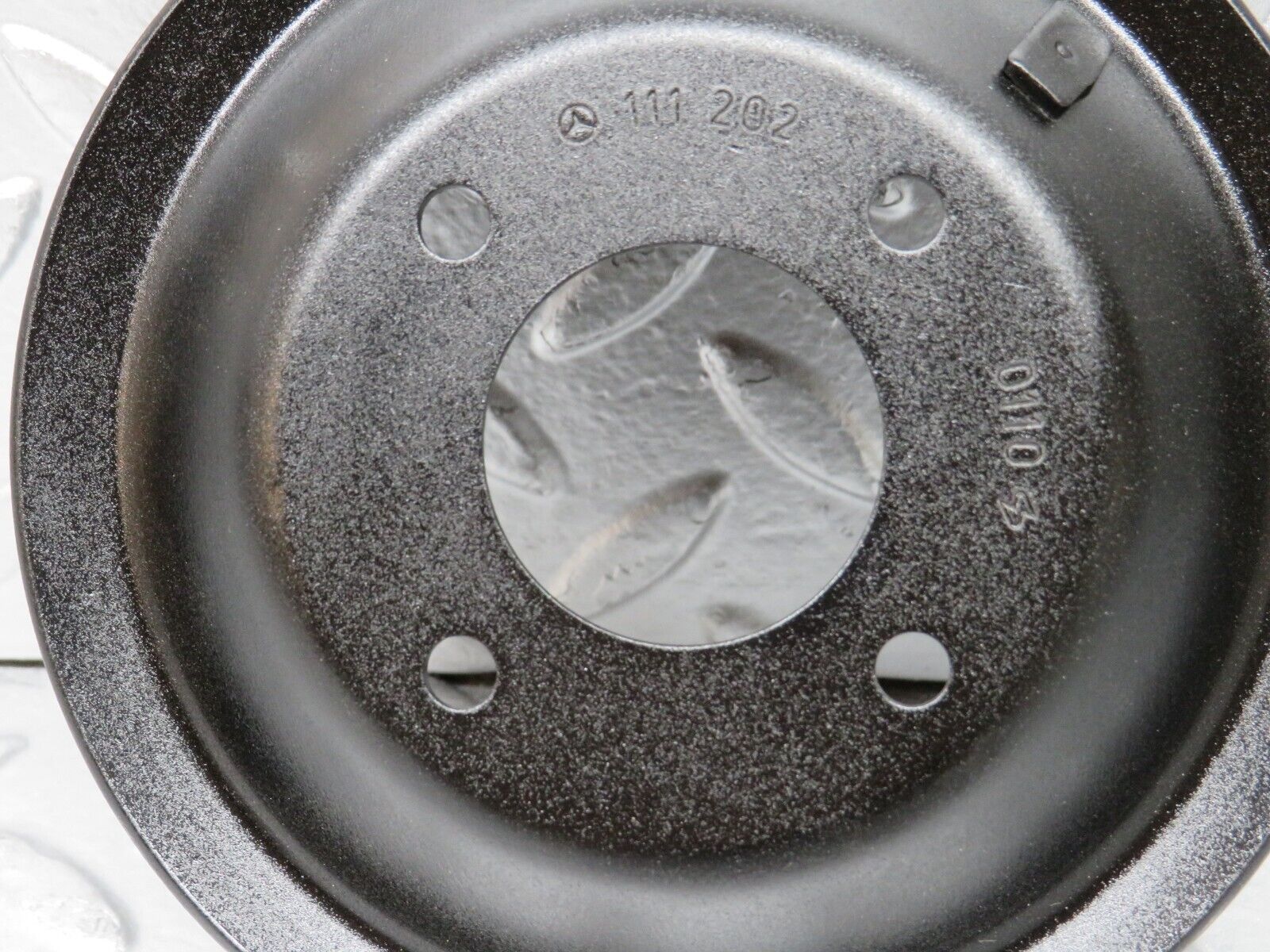 26729 Mercedes-Benz C124 220CE Coupe Water Pump Pulley 1112020110