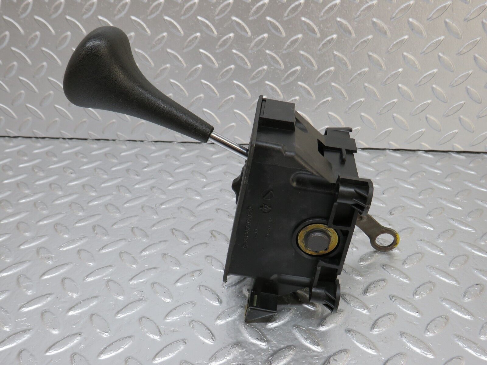 34161 Mercedes-Benz W124 260E Automatic Gear Shift Selector 2012670905