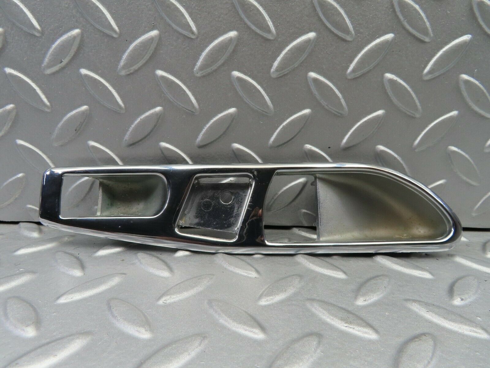 6836 Mercedes-Benz C107 350SLC Coupe Interior Door Handle Chrome Surround Left