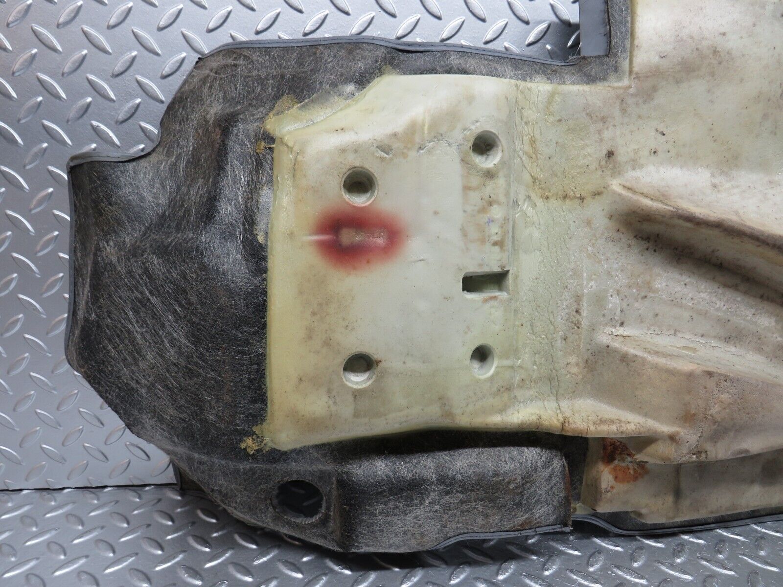 31411 Mercedes-Benz S124 220TE Wagon Front Right Floor Mat