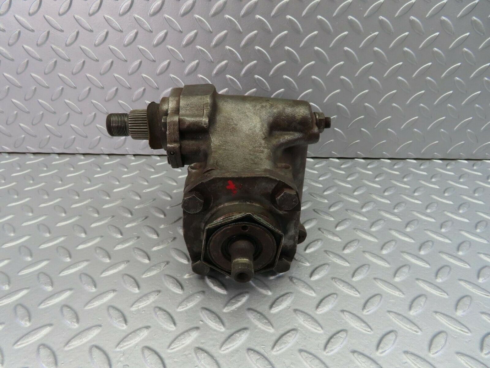 9787 Mercedes-Benz C123 280CE Coupe Steering Box 1164610101