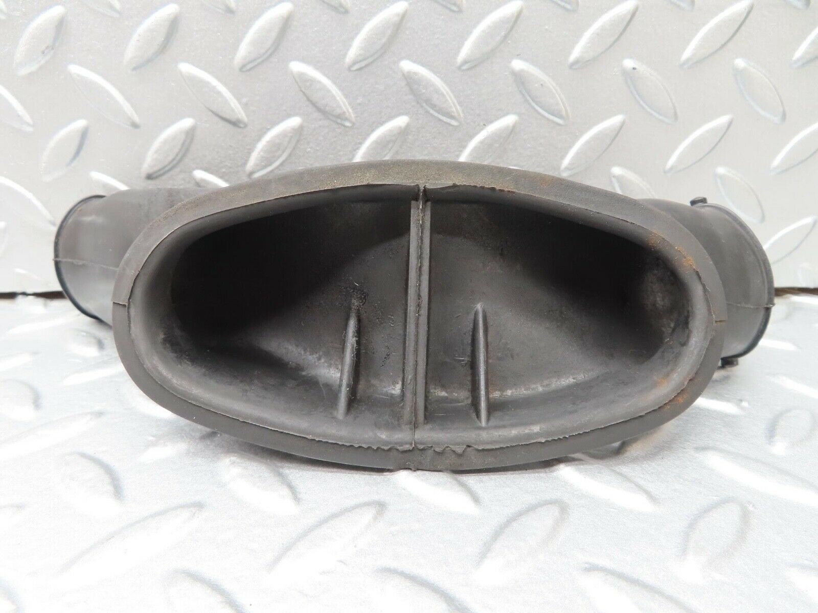 16496 Mercedes-Benz W124 260E Heater Water Drain 1248320025