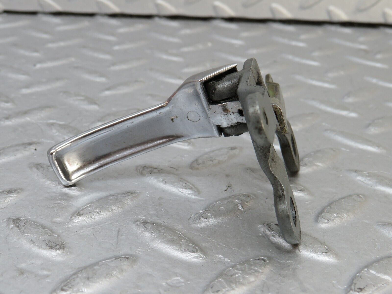 35690 Mercedes-Benz W108 Front Left Interior Door Handle 1157660319