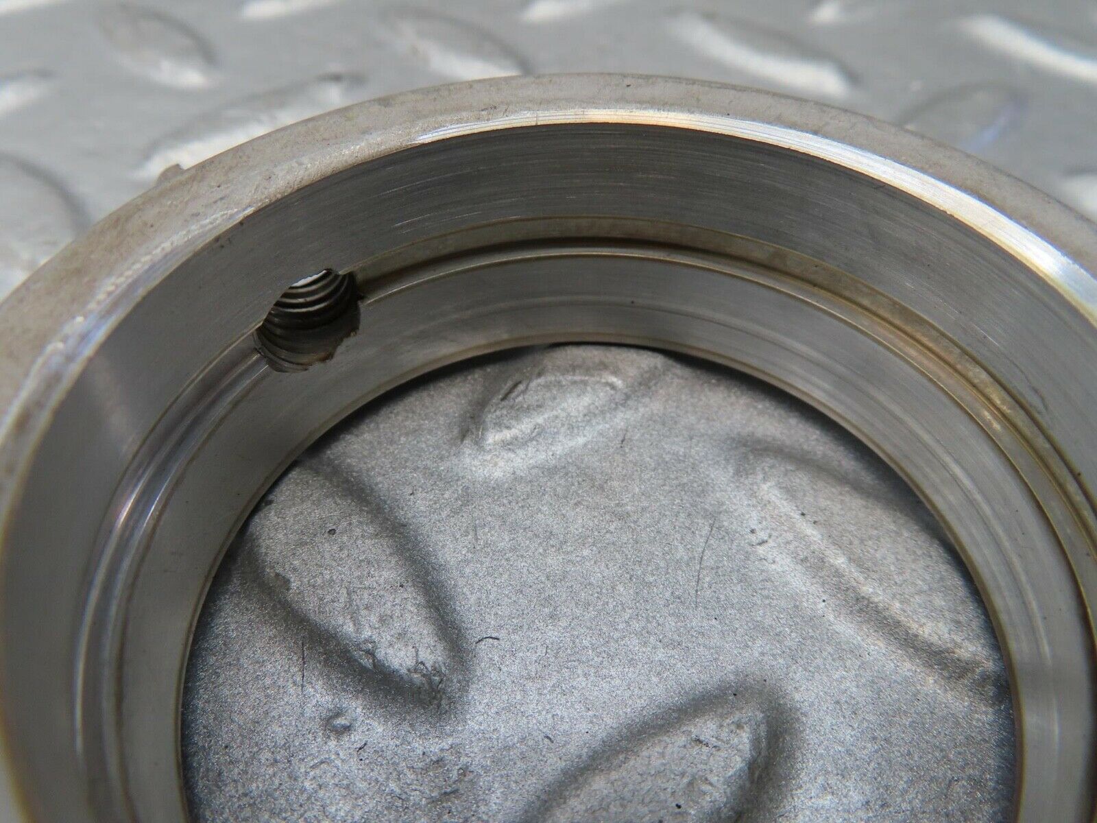 16547 Mercedes-Benz C107 350SLC Coupe Camshaft Tower Bearing 1160512118