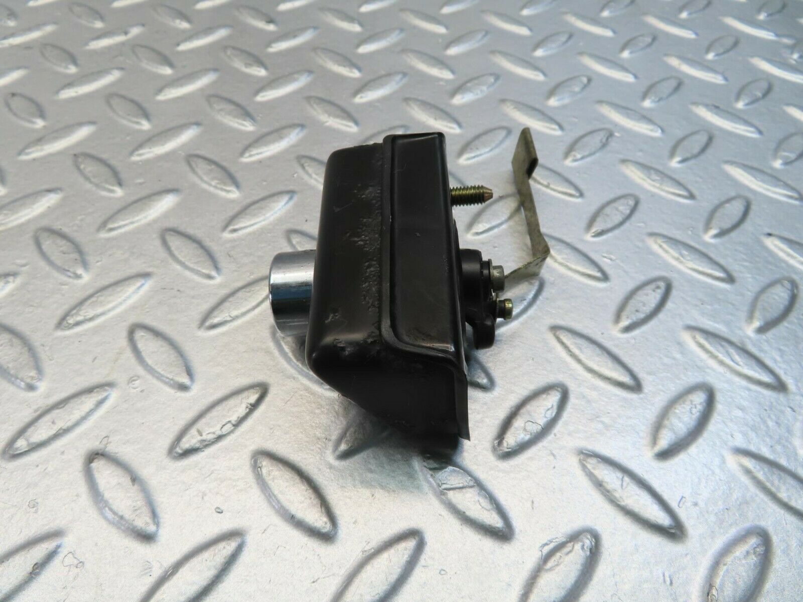 11414 Mercedes-Benz C123 230CE Coupe Trunk Lock No Key 1237580096