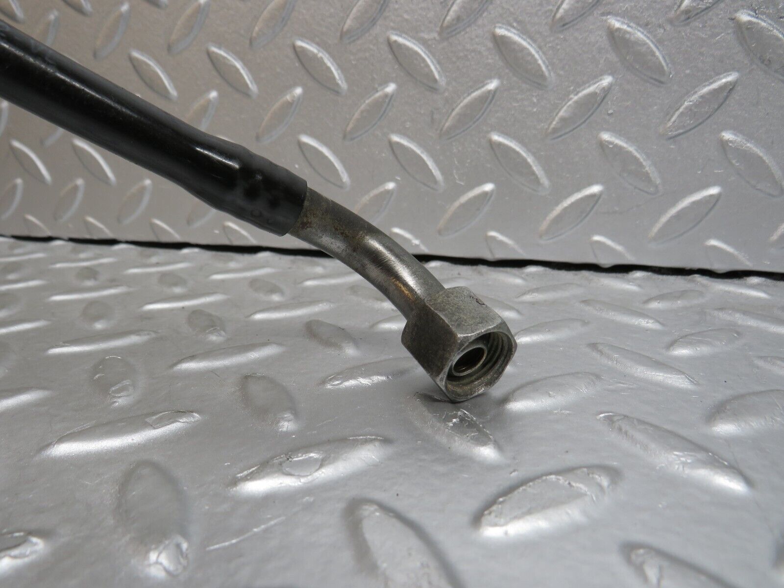 38180 Mercedes-Benz A124 320E Cabriolet Brake Servo Vacuum Pipe