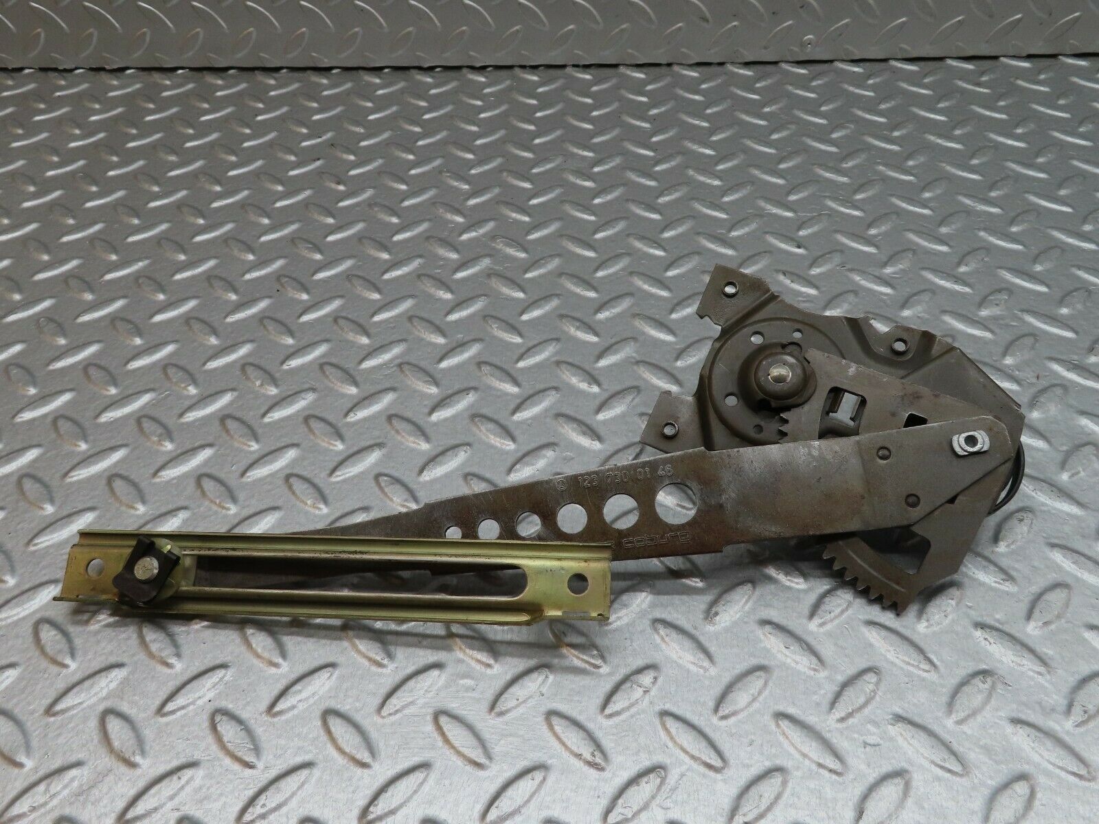 18045 Mercedes-Benz W123 200 Rear Left Manual Window Regulator 1237300146