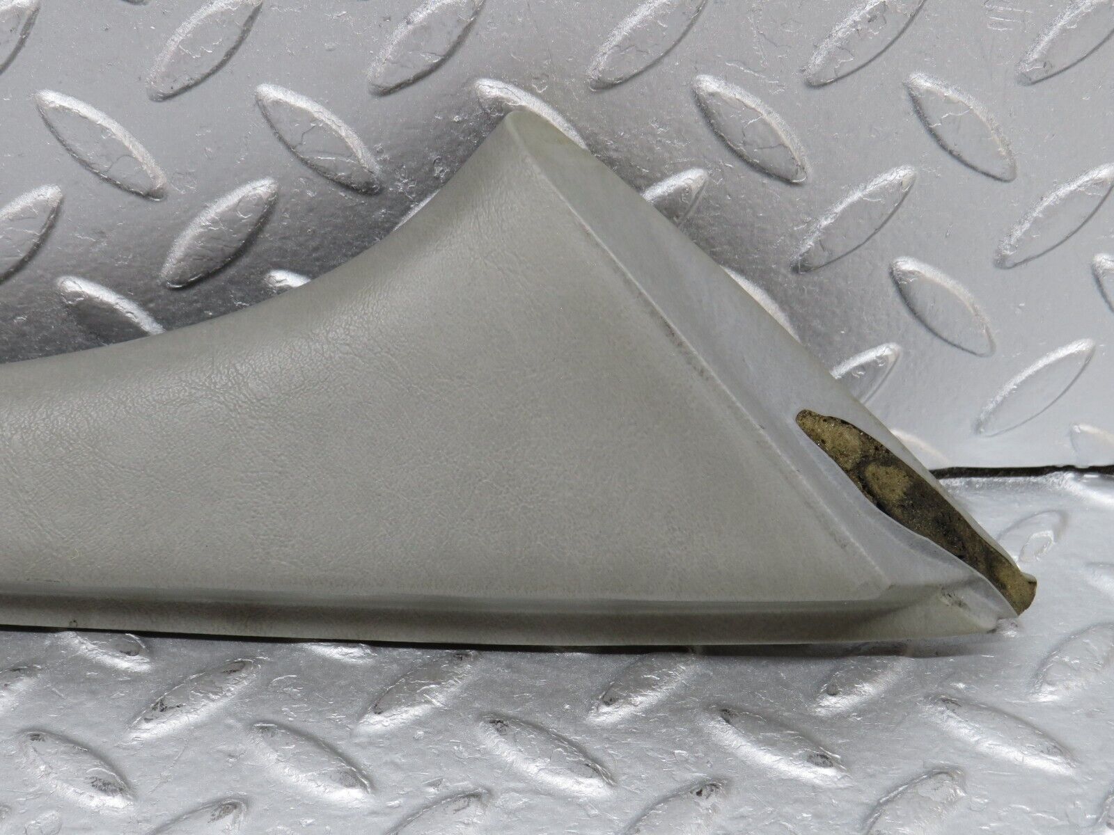 35974 Mercedes-Benz W126 420SE Rear Left Door Panel Cover Grey