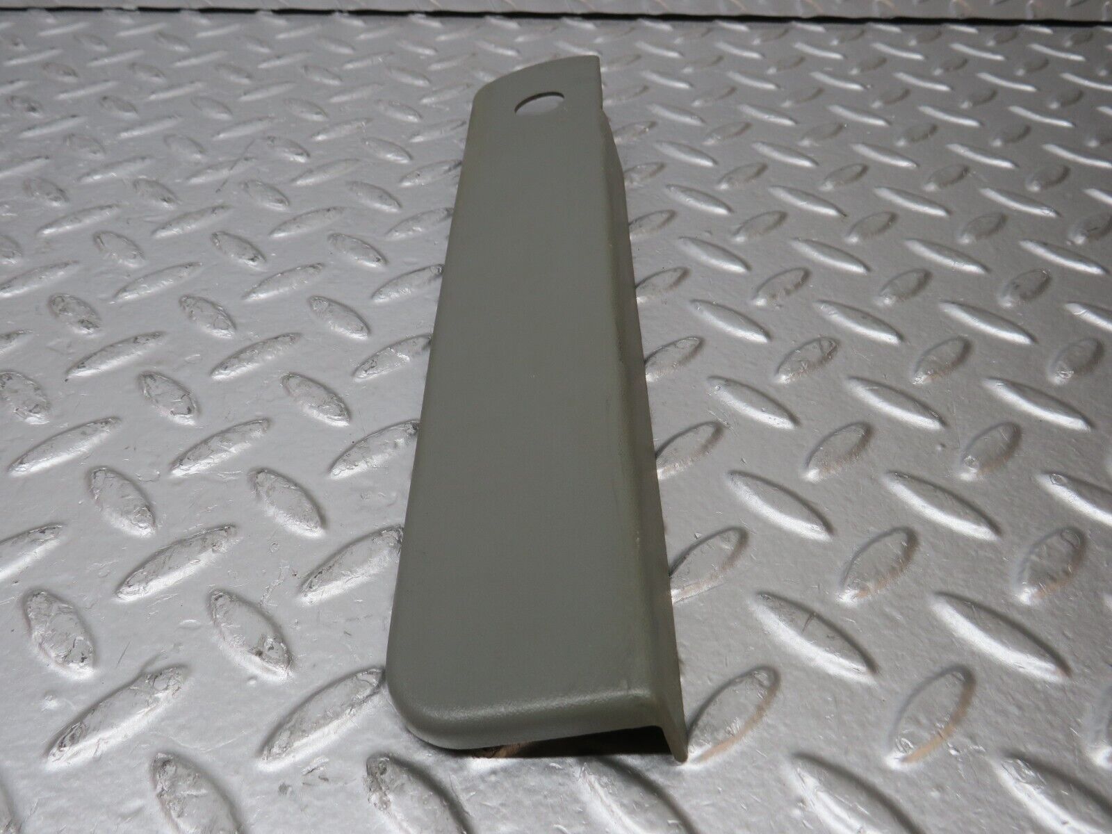 31265 Mercedes-Benz S124 220TE Rear Left Backrest Lever Cover 1249240337