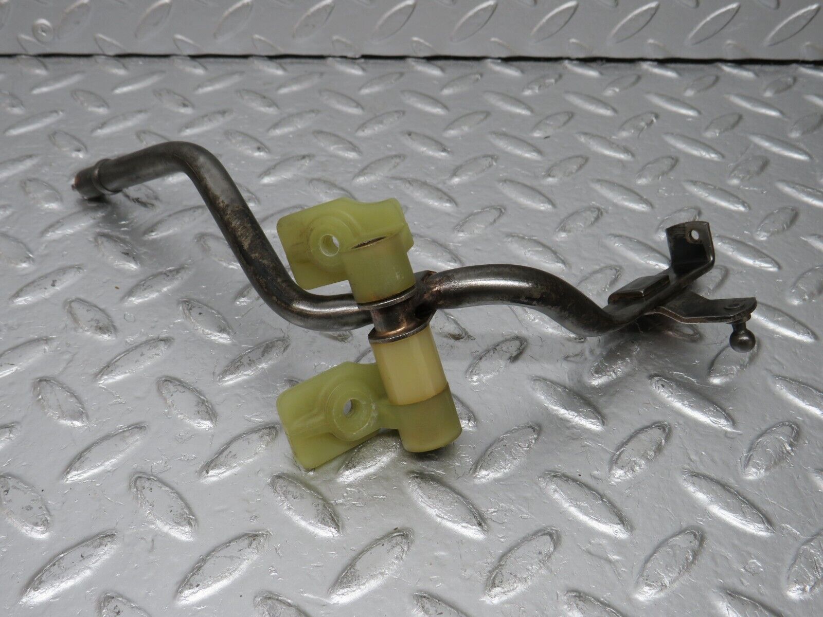 34360 Mercedes-Benz C126 380SEC Coupe Accelerator Pedal Linkage