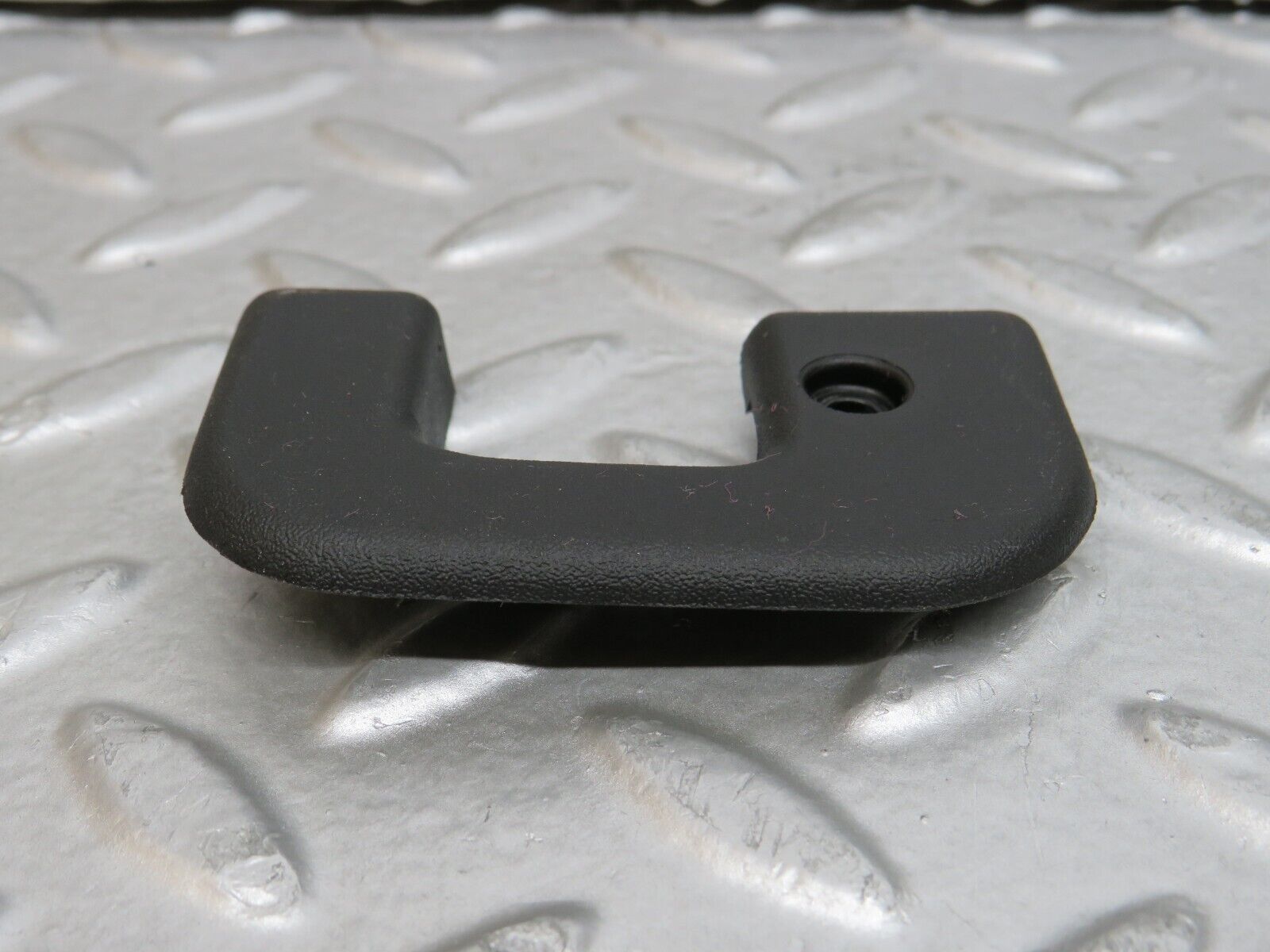 29475 Mercedes-Benz W124 230E Right Interior Door Latch Trim