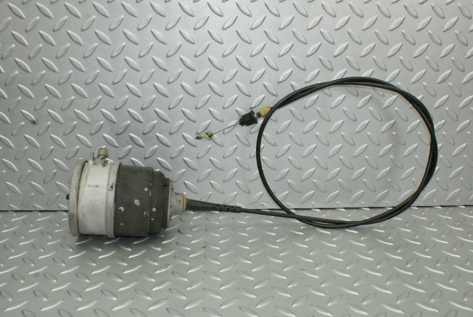 2516 Mercedes-Benz W116 350SE Cruise Control Module Unit 0015450732