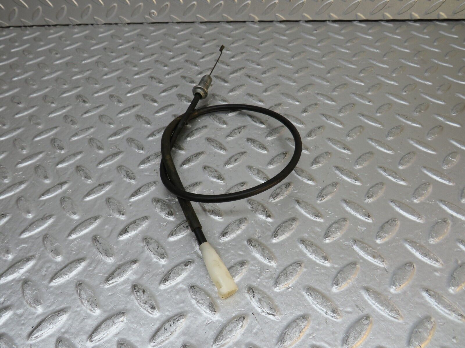 0456 Mercedes-Benz W123 230E Heater Control Cable