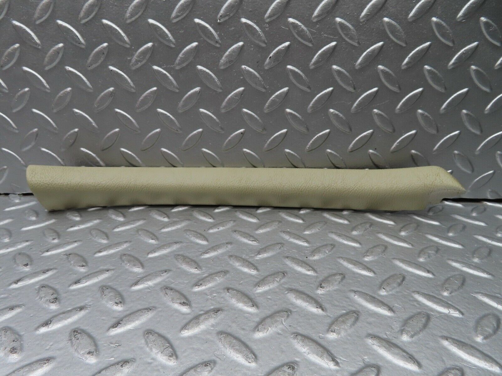 20825 Mercedes-Benz W114 250CE Coupe C Pillar Cover Left Side Cream