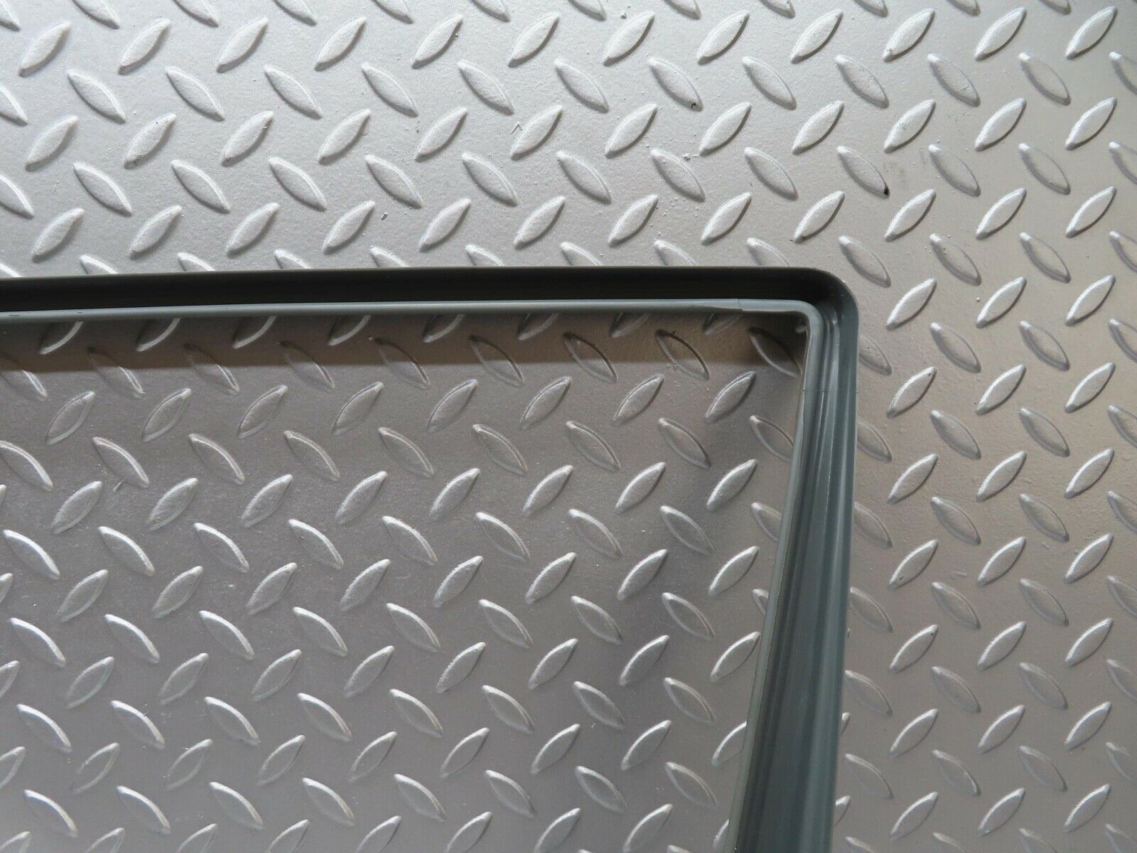 16376 Mercedes-Benz W124 260E Front Left Door Window Frame Trim Cover