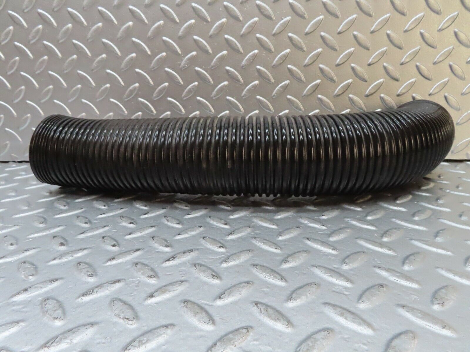 20429 Mercedes-Benz W114 280CE Coupe Dash Air Vent Pipe Left Side