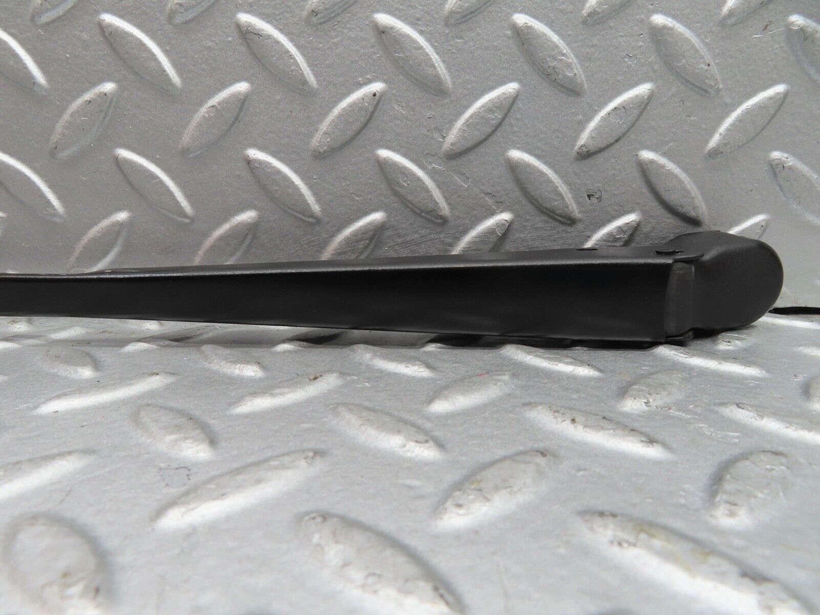 17053 Mercedes-Benz C123 280CE Coupe Wiper Arm Right Side