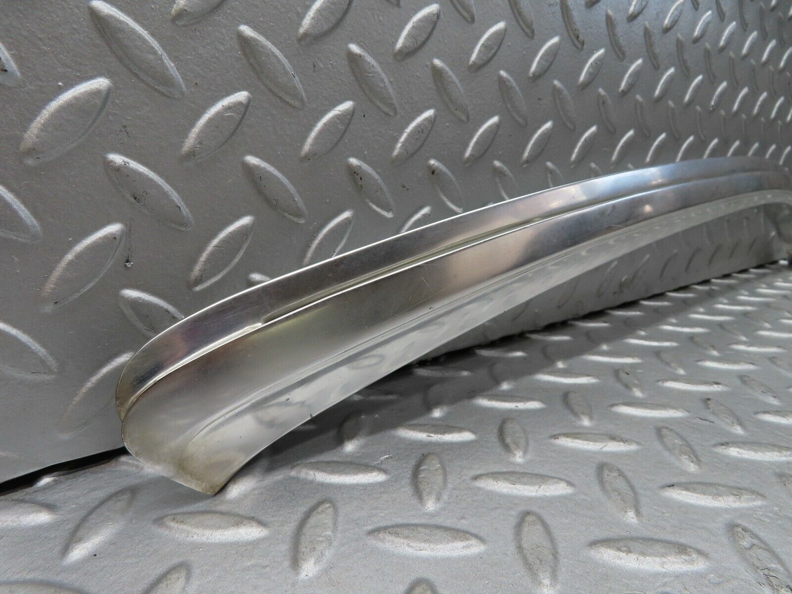 17881 Mercedes-Benz W116 450SEL Roof Chrome Moulding Trim Right Side