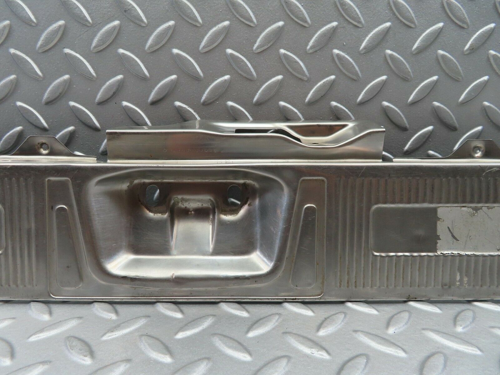 6625 Mercedes-Benz S124 E220 Wagon Trunk Edge Chrome Moulding 1246980089