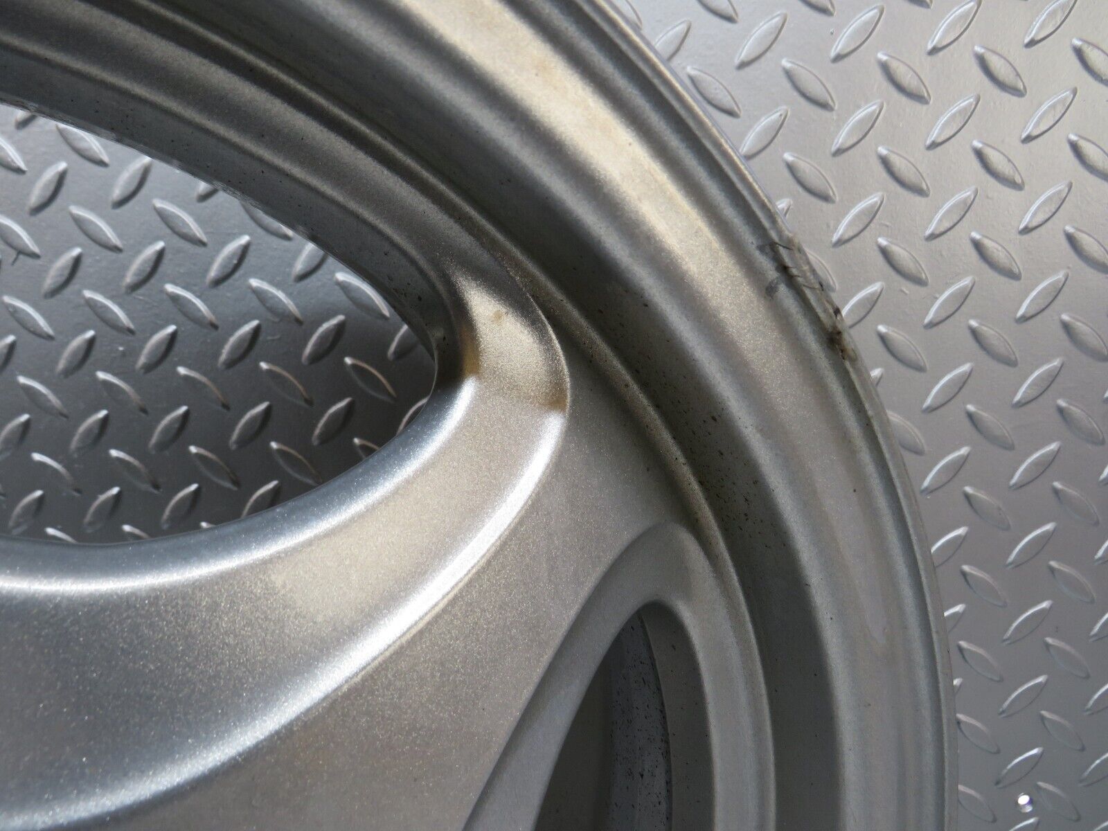 24716 Mercedes-Benz W140 S320 Alloy Wheel Set 7.5Jx16H2 ET51 1404011402