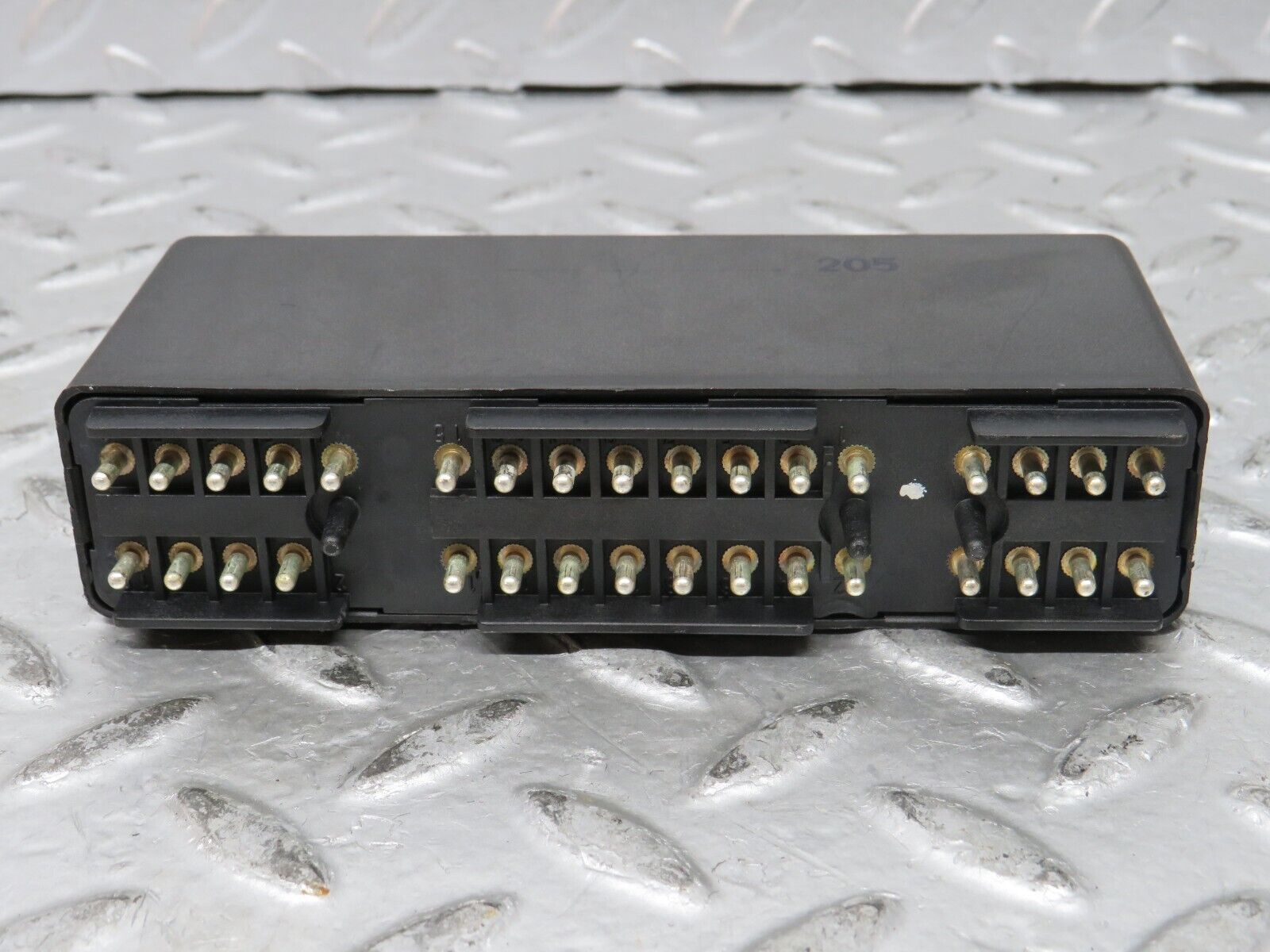 27540 Mercedes-Benz S124 300TE Wagon Headlight Control Unit Relay 1265420332