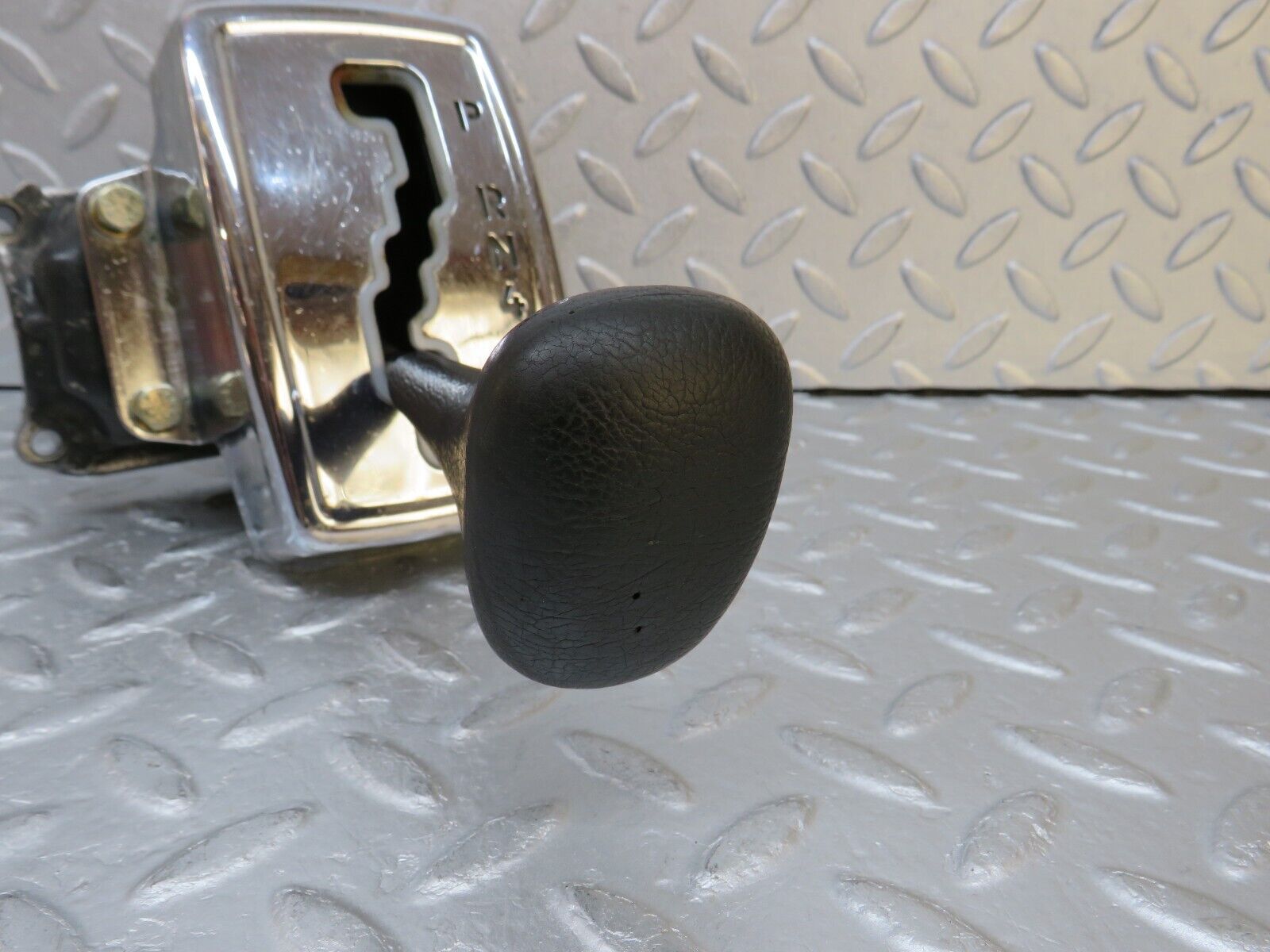 37536 Mercedes-Benz W109 300SEL Automatic Gear Shift Selector