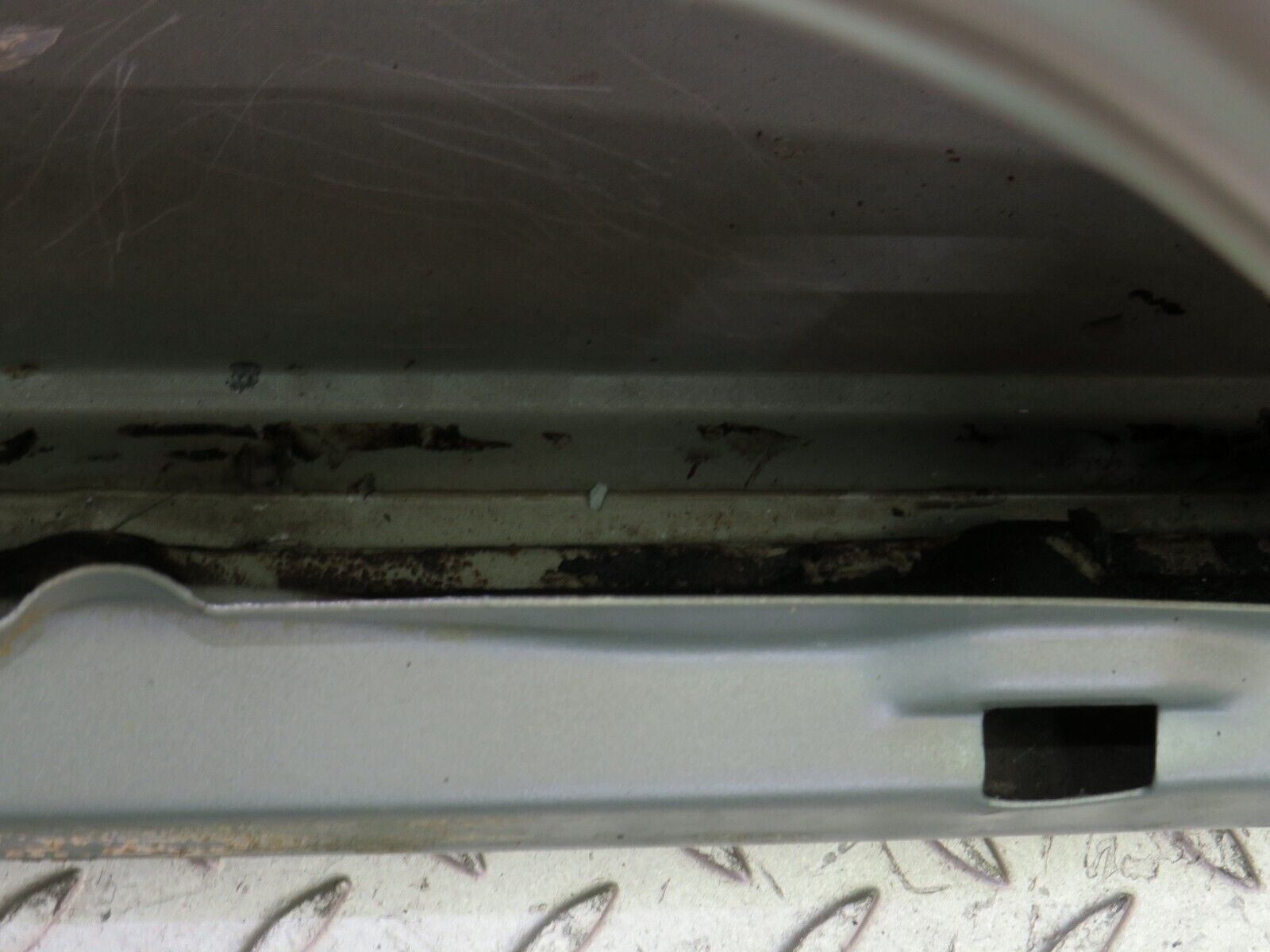 34239 Mercedes-Benz W124 260E Front Left Door