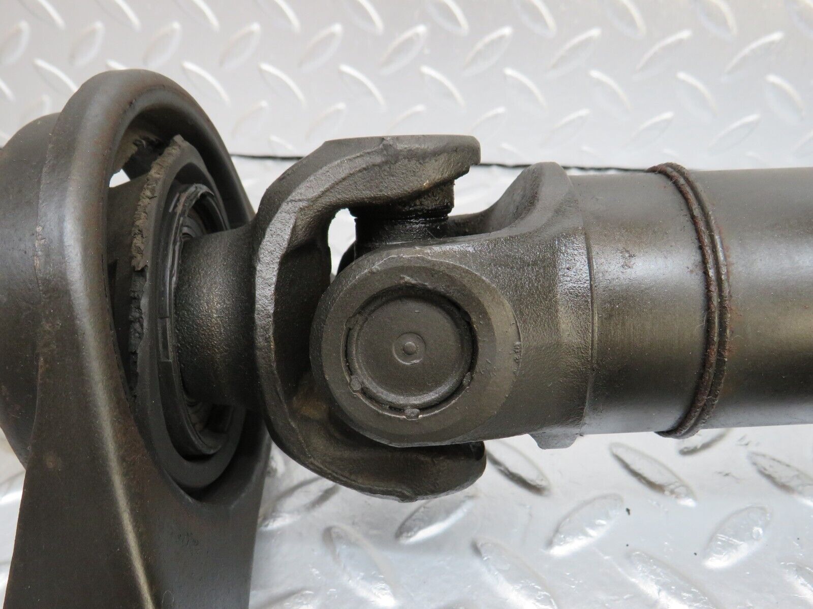 35043 Mercedes-Benz W210 320E Cardan Shaft Prop Shaft 2104109306