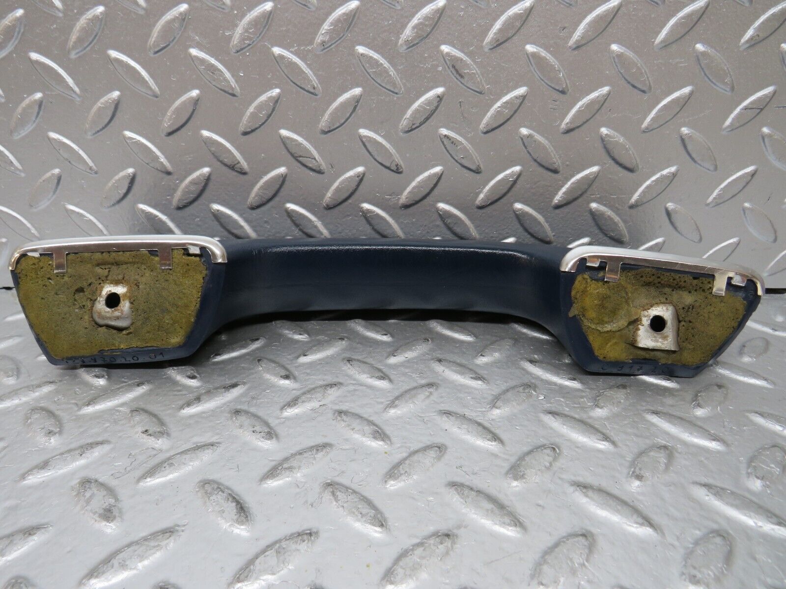 26861 Mercedes-Benz W123 240D Interior Door Handle Front Right Blue 1239702001