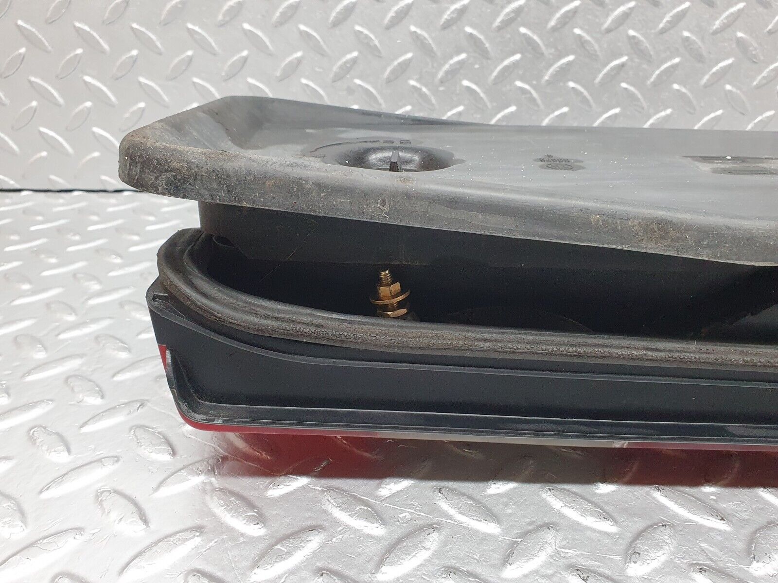 41162 Mercedes-Benz W126 300SE Tail Light & Bulb Holder Right Side