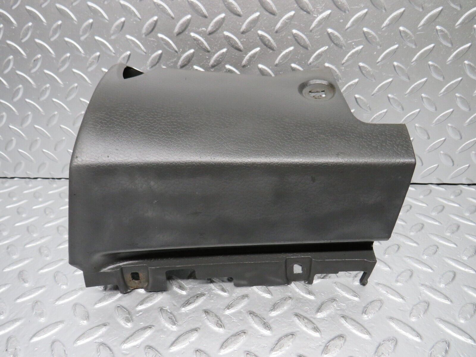 30759 Mercedes-Benz W201 190E 2.0L Front Right Sill Cover 2018840431