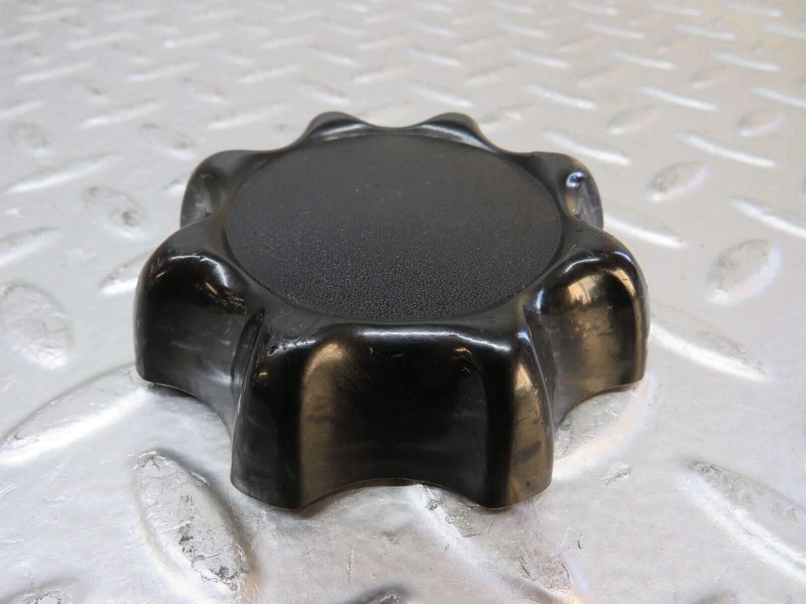 29845 Mercedes-Benz W123 230E Seat Backrest Recline Handle Knob 0009181026