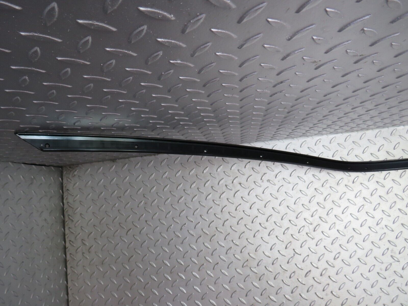 26626 Mercedes-Benz C124 220CE Coupe Roof Chrome Trim Left Side