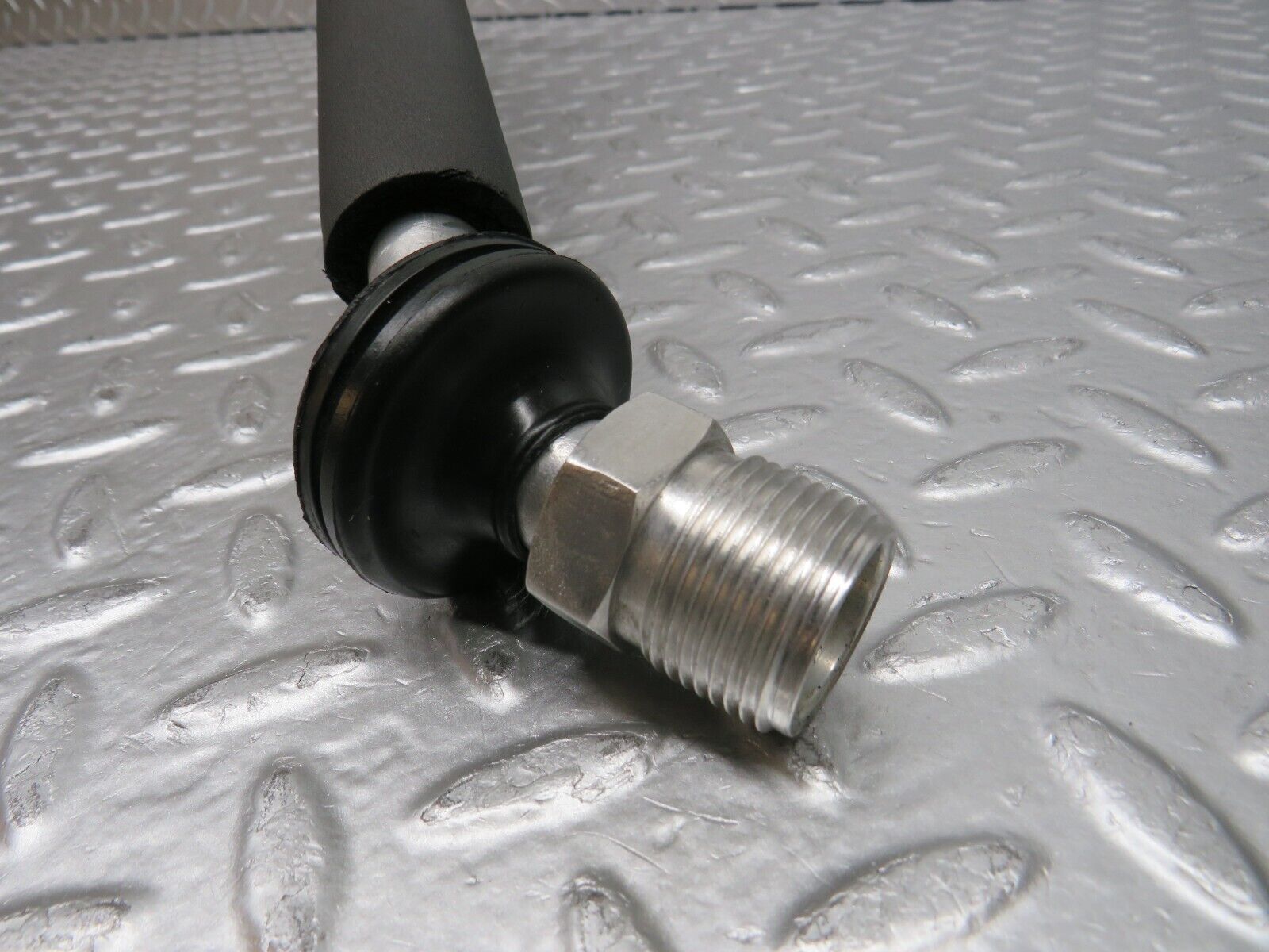 31332 Mercedes-Benz S124 Wagon 220TE Air Conditioning Hose Pipe 1248304815